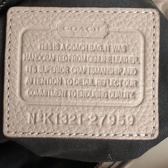 Vintage Coach Legacy Embossed Taupe HOBO Bag NWOT - Picture 11 of 17